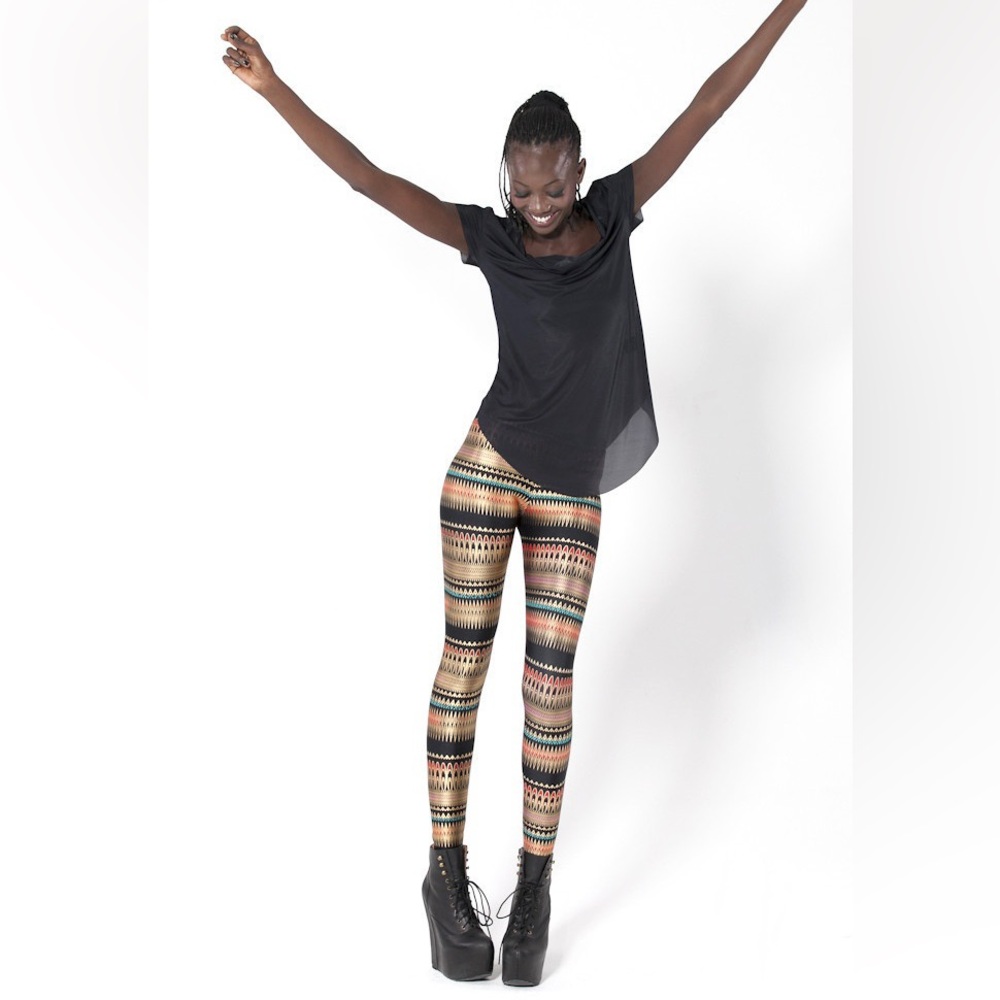 Black Milk Nairobi Leggings size M
